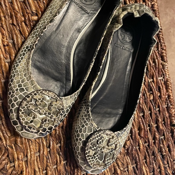 Tori Burch green crocodile ballet flats - Picture 9 of 11